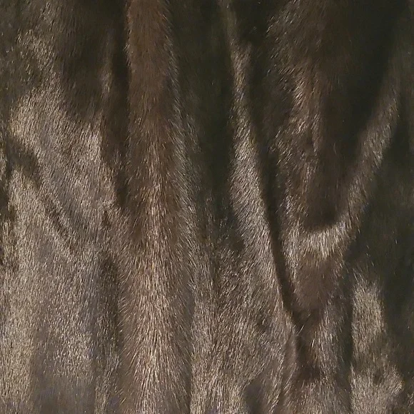 Neiman Marcus Brown Fur Vest - Picture 4 of 7